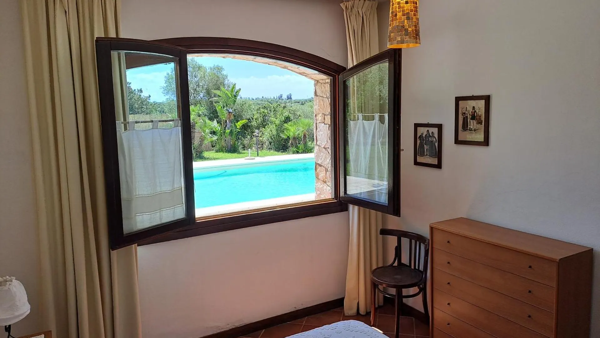 B&B Castiglias Alghero Bed & Breakfast